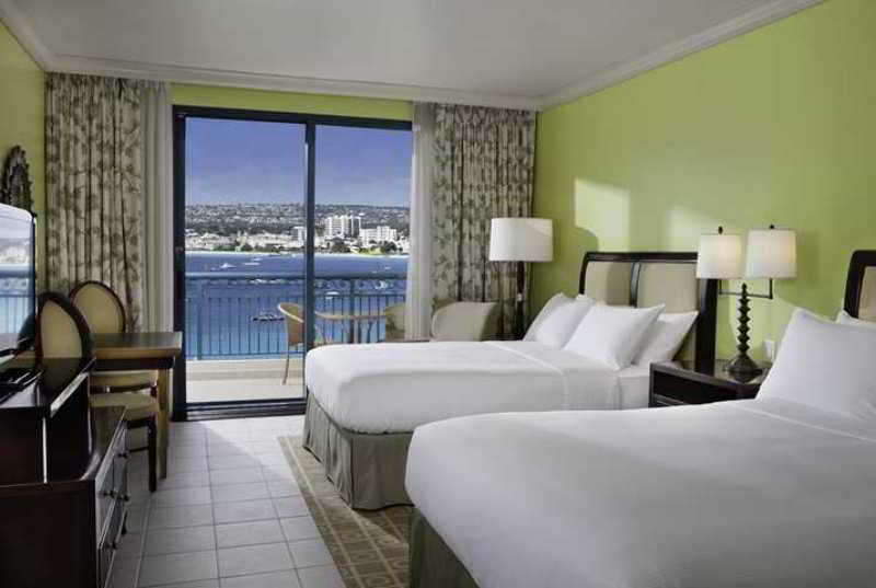 hotel-thumb